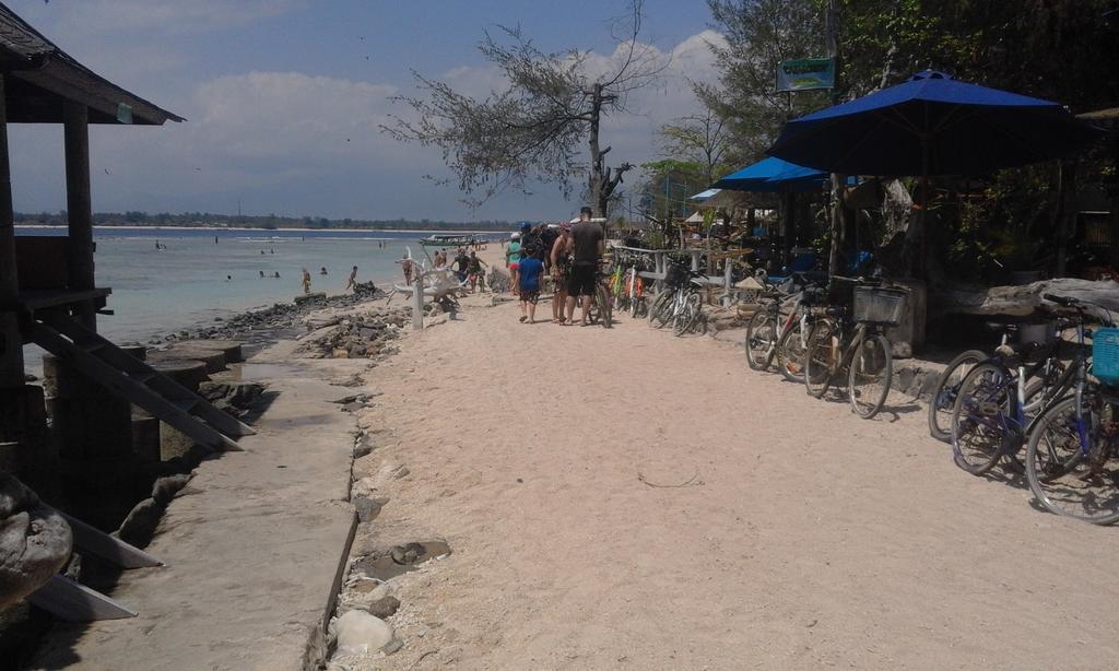 Coral Beach Pizza Cottages Τζίλι Τραγουανγκάν Εξωτερικό φωτογραφία
