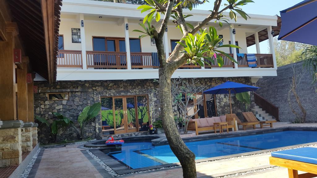 Coral Beach Pizza Cottages Τζίλι Τραγουανγκάν Εξωτερικό φωτογραφία