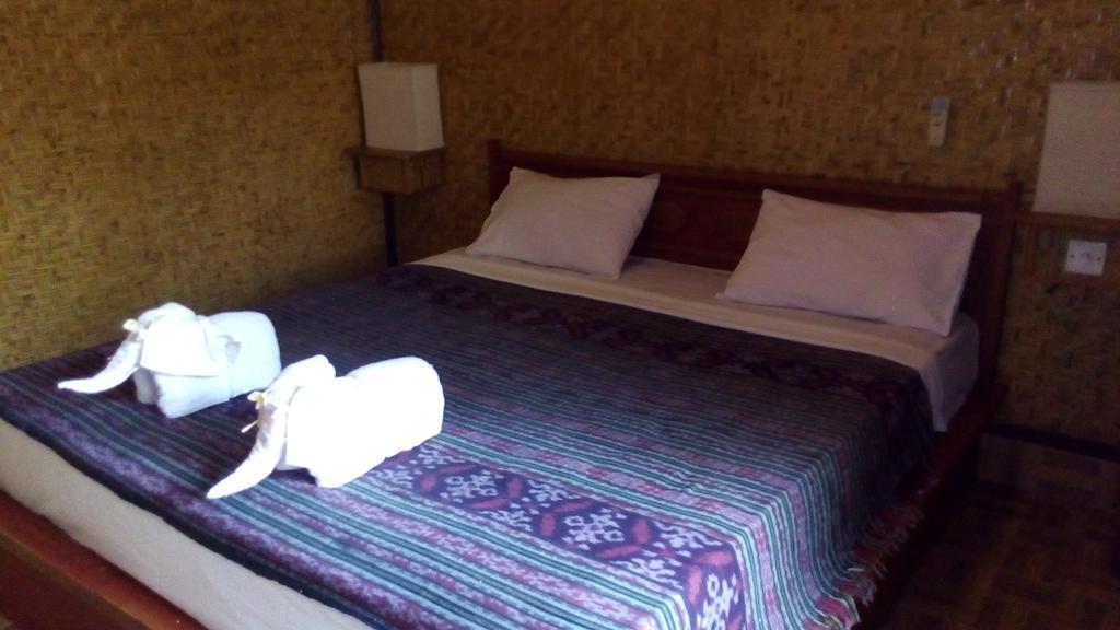 Coral Beach Pizza Cottages Τζίλι Τραγουανγκάν Εξωτερικό φωτογραφία